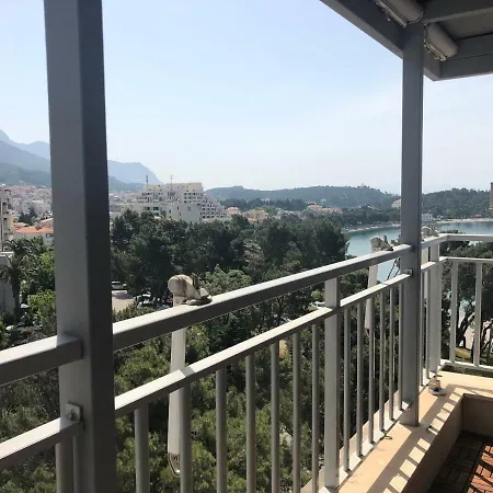 Dolce Apartment *
