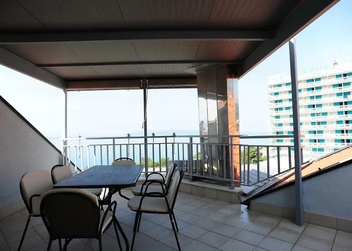 Dolce Макарська